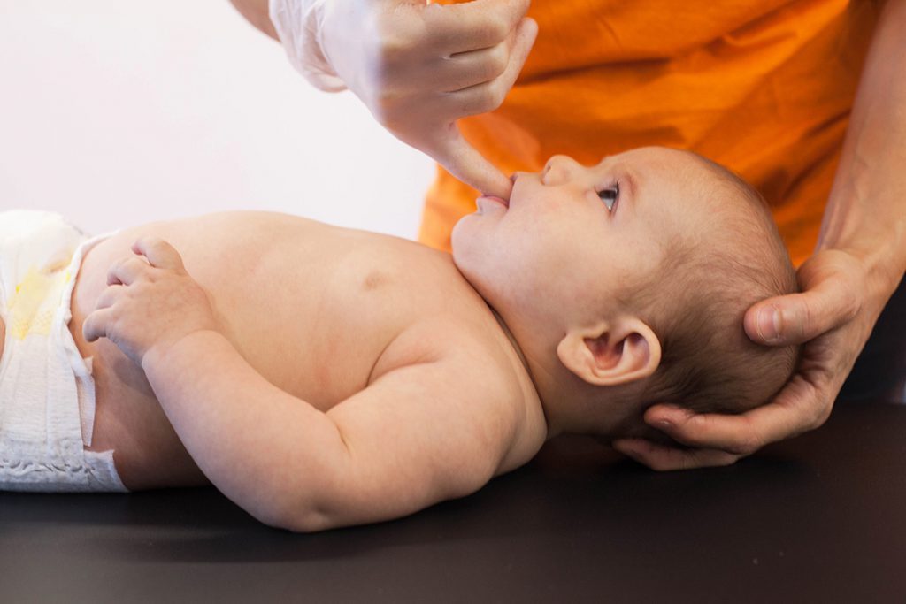 Osteopatía Pediátrica 3 svg+xml;charset=utf